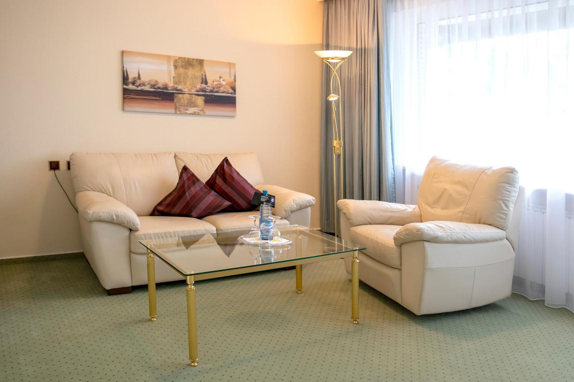 Golf- Und Wellnesshotel Amtsheide Bad Bevensen Exterior foto