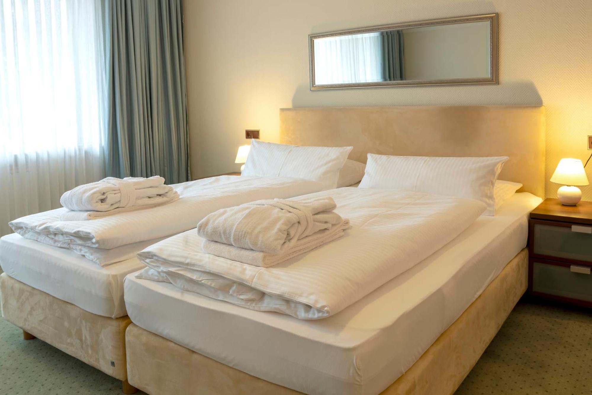 Golf- Und Wellnesshotel Amtsheide Bad Bevensen Exterior foto